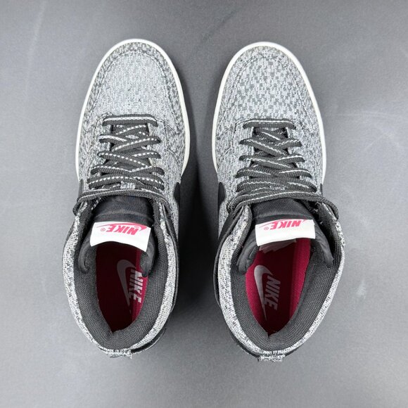 Nike Wmns Dunk Sky High TXT 'Black Wolf Grey' - Picture 2 of 10